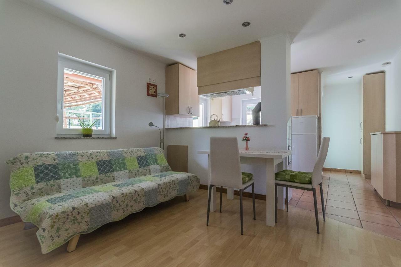 Holiday Home Neokrnjena Narava Sevnica المظهر الخارجي الصورة